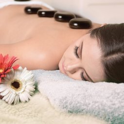 The Magical Healing through Hot Stone Massages
